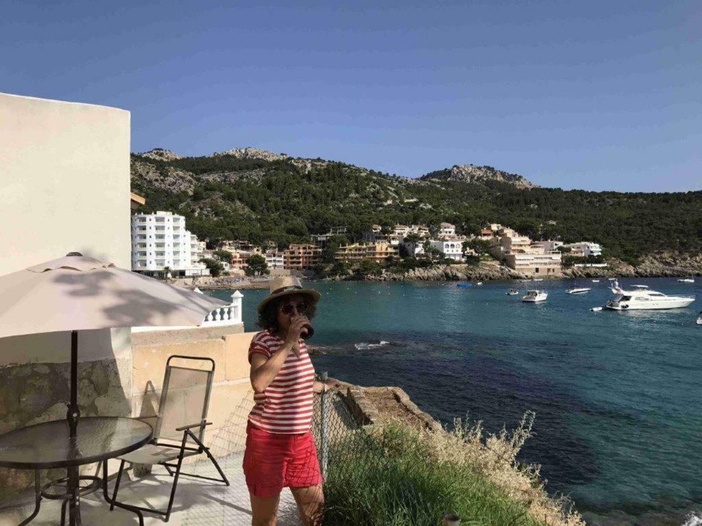 Hebergement Front De Mer Apartment Sant Elm Exterior foto
