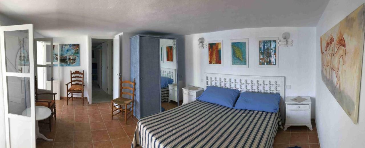 Hebergement Front De Mer Apartment Sant Elm Exterior foto